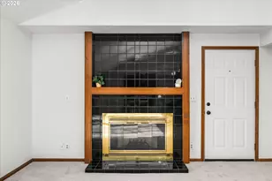 1927 Lake Isle Dr, Eugene, OR 97401 - Photo 9