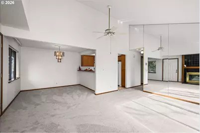 1927 Lake Isle Dr, Eugene, OR 97401 - Photo 7