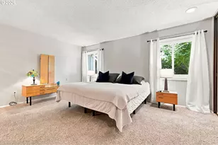 9540 SW Brentwood Pl, Portland, OR 97224 - Photo 21