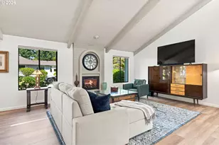 9540 SW Brentwood Pl, Portland, OR 97224 - Photo 11