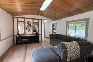 37600 Sunset St, Sandy, OR 97055 - Photo 9