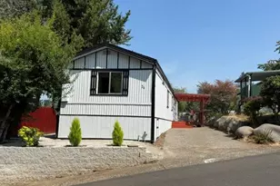 37600 Sunset St, Sandy, OR 97055 - Photo 3