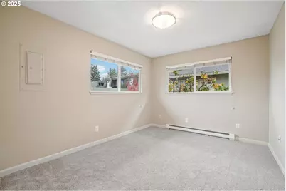 2531 SW Spring Garden St, Portland, OR 97219 - Photo 23
