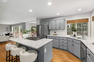 2807 SW 28th Dr, Portland, OR 97219 - Photo 11