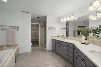 2807 SW 28th Dr, Portland, OR 97219 - Photo 21