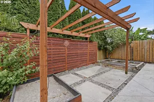 3848 SW 8th St, Gresham, OR 97030 - Photo 31