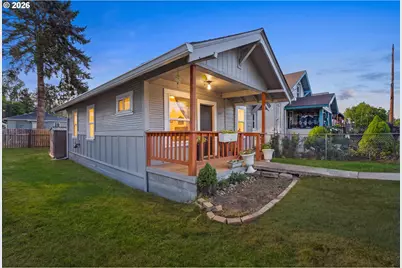 803 Pacific Ave, Kelso, WA 98626 - Photo 3