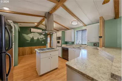 56 Manor Loop, Roseburg, OR 97471 - Photo 7