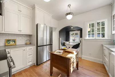 604 SE Andover Pl, Portland, OR 97202 - Photo 15