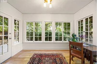 604 SE Andover Pl, Portland, OR 97202 - Photo 5