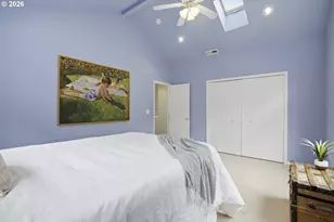 12208 SW 34th Ave, Portland, OR 97219 - Photo 29