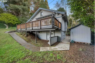 1254 N 6th St, Coos Bay, OR 97420 - Photo 3