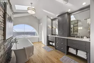 525 SW Point Ave, Depoe Bay, OR 97341 - Photo 37