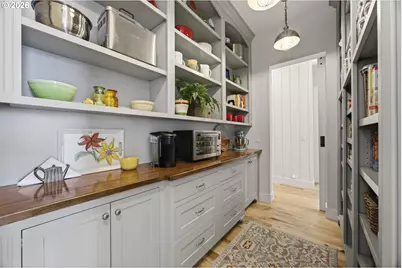 525 SW Point Ave, Depoe Bay, OR 97341 - Photo 13