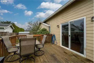 608 Cottonwood Ave, Tillamook, OR 97141 - Photo 23