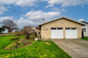 608 Cottonwood Ave, Tillamook, OR 97141 - Photo 3