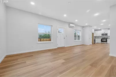 9251 E Burnside St, Portland, OR 97216 - Photo 5