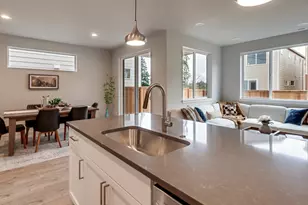 13897 SW 174th Ave, Tigard, OR 97140 - Photo 9