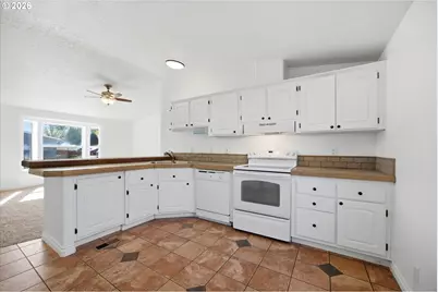 535 SE California Ave, Irrigon, OR 97844 - Photo 9