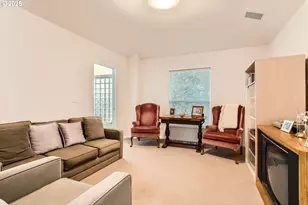 8408 NW Pinnacle Ct, Portland, OR 97229 - Photo 11