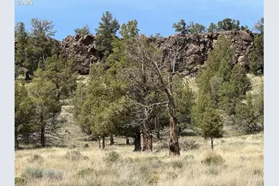 70445 NW Lower Valley Dr, Terrebonne, OR 97760 - Photo 7