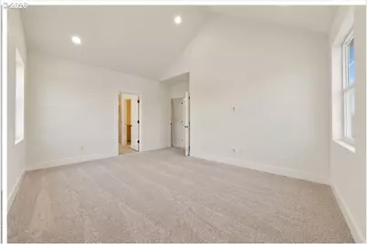10677 SW Robinson Rd, Hillsboro, OR 97123 - Photo 37