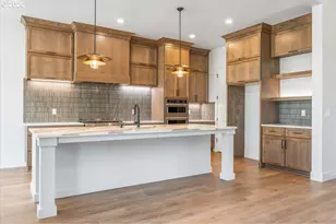 10710 SE 13th Cir, Vancouver, WA 98664 - Photo 11