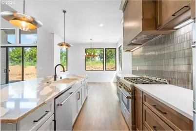 10710 SE 13th Cir, Vancouver, WA 98664 - Photo 15