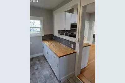 377 W Locust Ave, Hermiston, OR 97838 - Photo 15