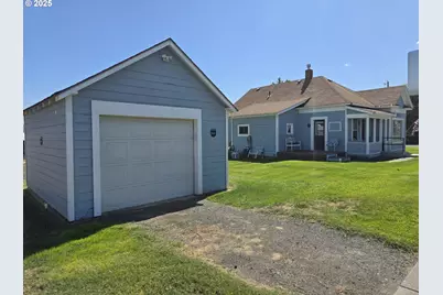 377 W Locust Ave, Hermiston, OR 97838 - Photo 3