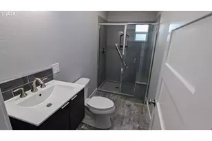 377 W Locust Ave, Hermiston, OR 97838 - Photo 7