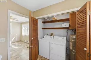 1621 Grant St, North Bend, OR 97459 - Photo 13