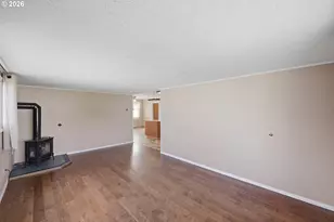 1621 Grant St, North Bend, OR 97459 - Photo 3