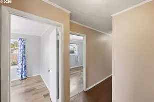1621 Grant St, North Bend, OR 97459 - Photo 17