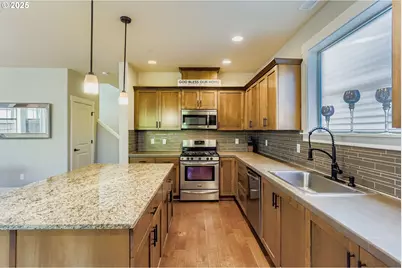 28515 SW Dundee Ln, Wilsonville, OR 97070 - Photo 13