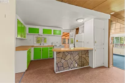 2403 Spruce St, Myrtle Point, OR 97458 - Photo 15