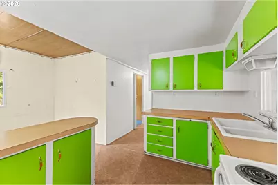 2403 Spruce St, Myrtle Point, OR 97458 - Photo 17