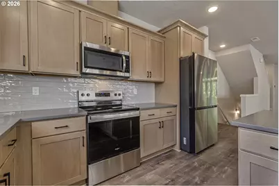 3382 SE Brookwood Ave, Hillsboro, OR 97123 - Photo 19