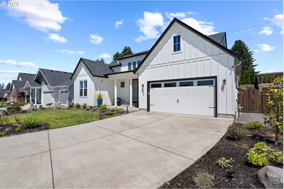 623 W 10th St, La Center, WA 98629 - Photo 3