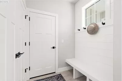 623 W 10th St, La Center, WA 98629 - Photo 7