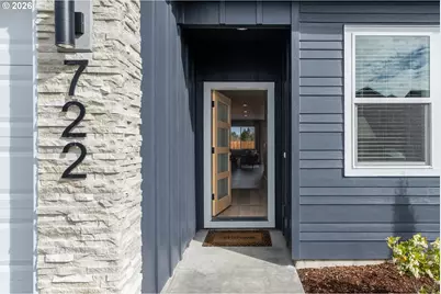 722 SE 34th St, Battle Ground, WA 98604 - Photo 3