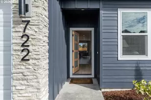 722 SE 34th St, Battle Ground, WA 98604 - Photo 3