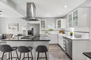 1405 NE 63rd Ave, Portland, OR 97213 - Photo 9