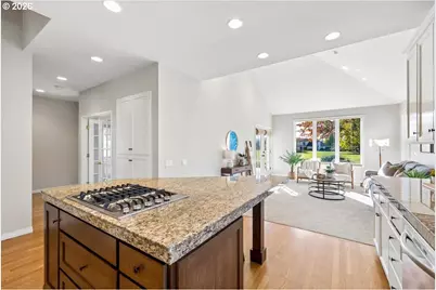 15996 NW Claremont Dr, Portland, OR 97229 - Photo 15