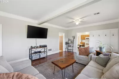 29259 Clear Lake Rd, Eugene, OR 97402 - Photo 11