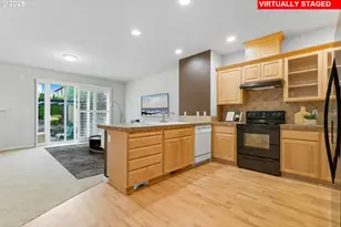 15900 SW Snowy Owl Ln, Beaverton, OR 97007 - Photo 9