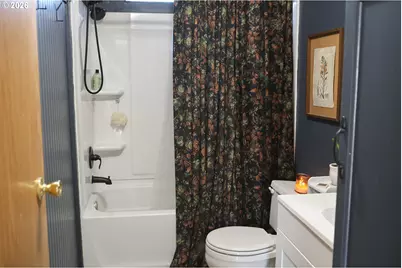 199 Rex St, Roseburg, OR 97471 - Photo 19