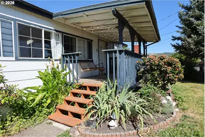 199 Rex St, Roseburg, OR 97471 - Photo 1