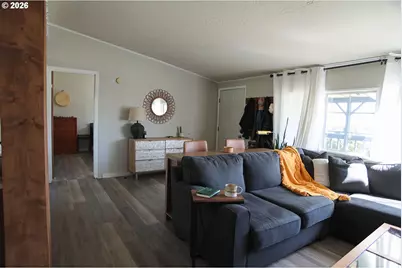 199 Rex St, Roseburg, OR 97471 - Photo 3