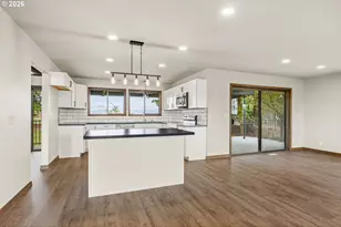 816 Si Town Rd, Castle Rock, WA 98611 - Photo 7